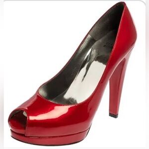 Stuart Weitzman Red Patent Leather Peep Toe Heels w/Small Platform Size 8